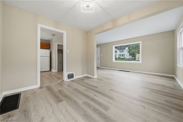 1137 Smithfarm Avenue, Akron, OH 44305