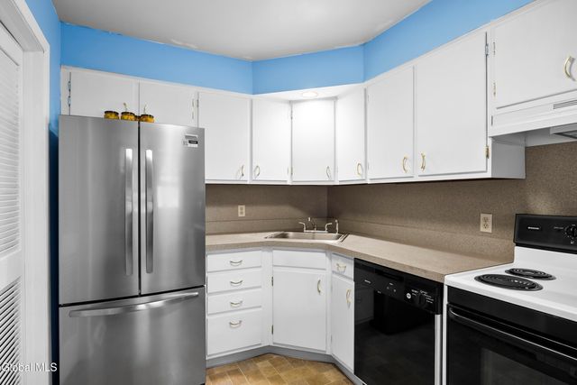 568 Delaware Avenue Unit 1, Bethlehem, NY 12054