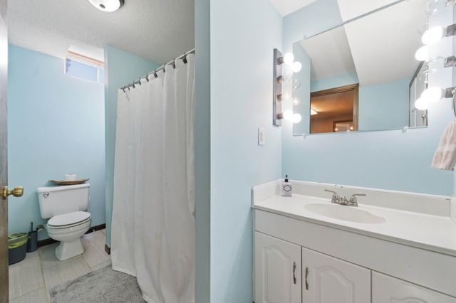 4455 S Washington Ct, Wichita, KS 67216