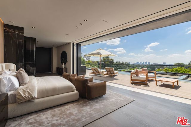 10710 Chalon Road, Los Angeles, CA 90077