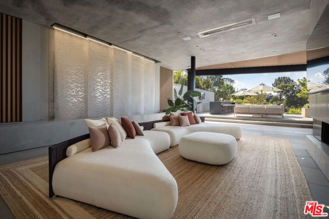 10710 Chalon Road, Los Angeles, CA 90077