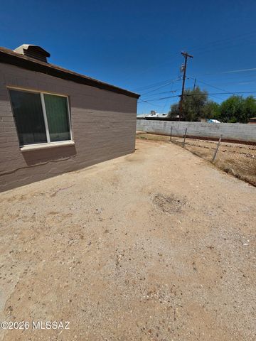 2433 E Cameron Vista, Tucson, AZ 85713