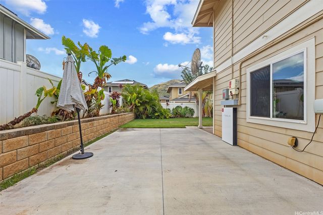 87-321 Kowehe Street, Waianae, HI 96792