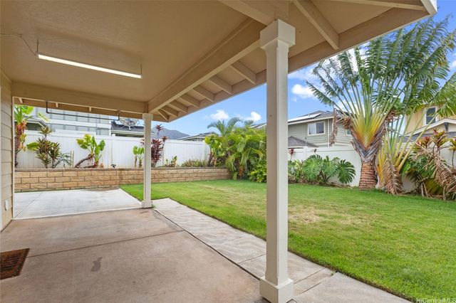 87-321 Kowehe Street, Waianae, HI 96792