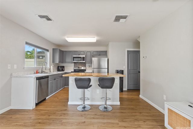 87-321 Kowehe Street, Waianae, HI 96792
