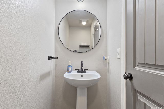 87-321 Kowehe Street, Waianae, HI 96792