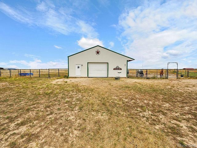 10660 Schumaker Rd, Bennett, CO 80102