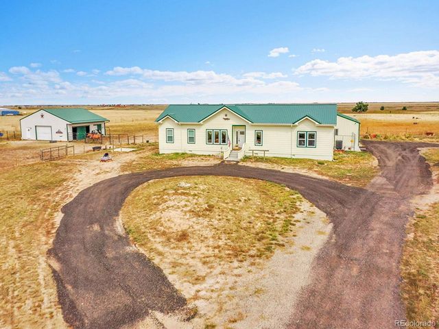 10660 Schumaker Rd, Bennett, CO 80102