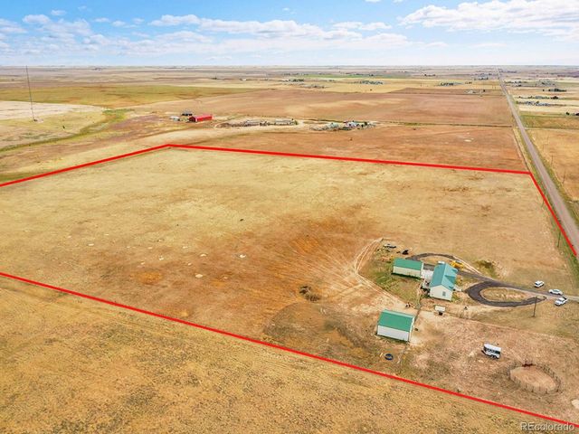 10660 Schumaker Rd, Bennett, CO 80102