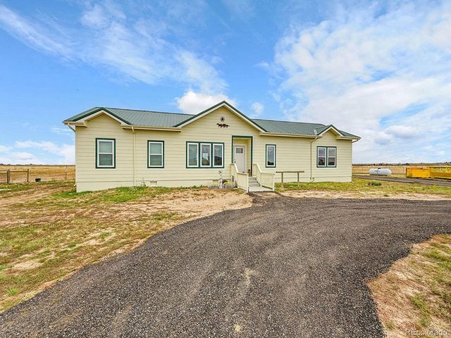 10660 Schumaker Rd, Bennett, CO 80102