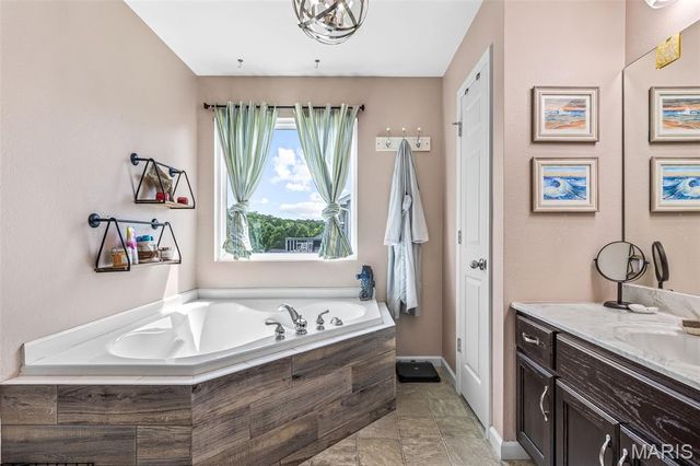 1627 Saint Charles Drive, Hillsboro, MO 63050
