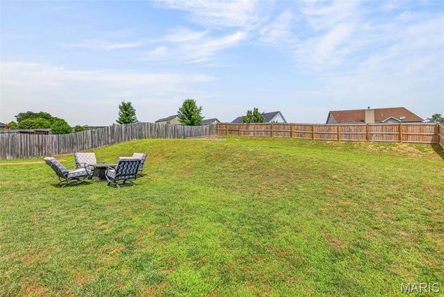 1627 Saint Charles Drive, Hillsboro, MO 63050