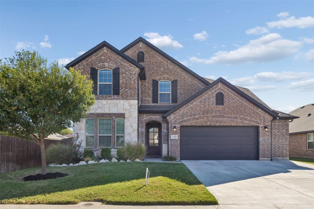 700 Newberry Lane, Royse City, TX 75189