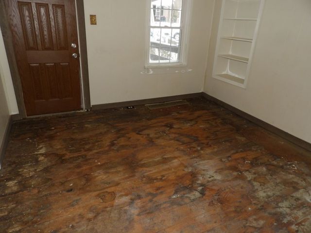 2708 5th Ave, Beaver Falls, PA 15010
