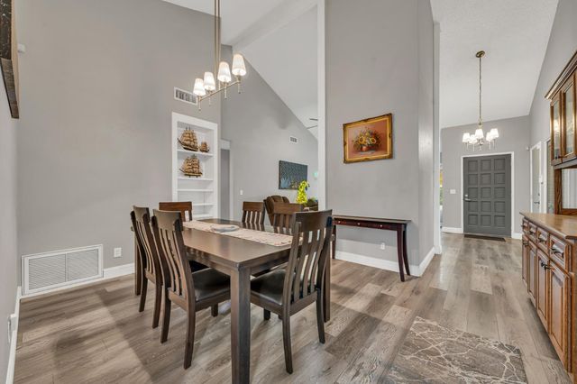 8147 Gandy Dancer Way, Sacramento, CA 95823