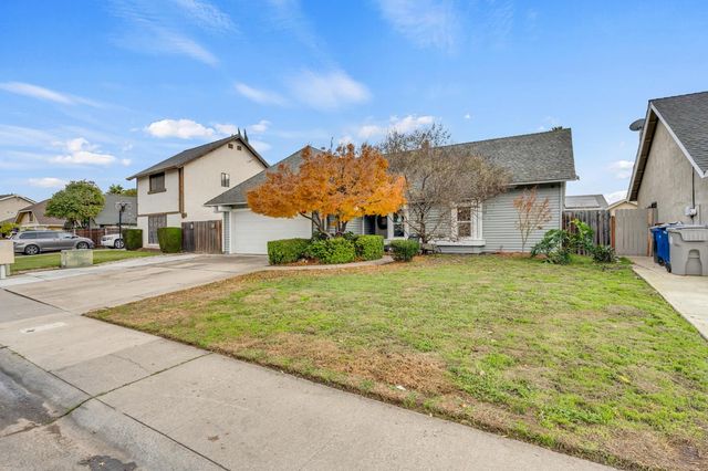 8147 Gandy Dancer Way, Sacramento, CA 95823