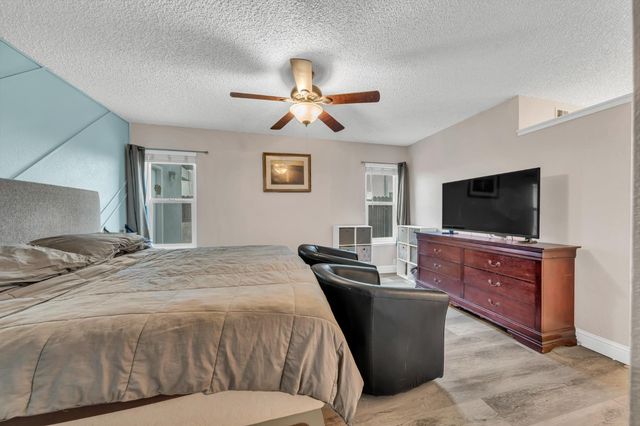 8147 Gandy Dancer Way, Sacramento, CA 95823