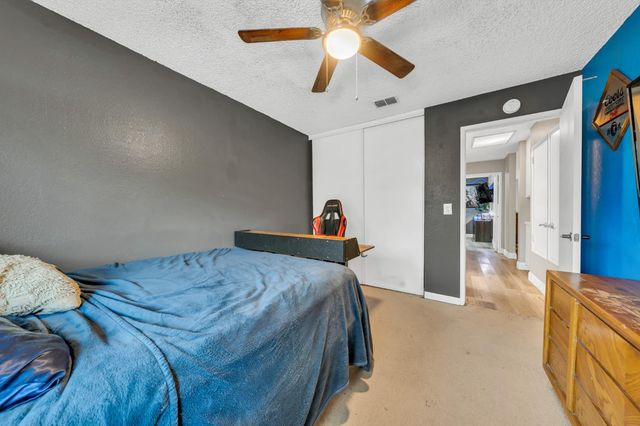 8147 Gandy Dancer Way, Sacramento, CA 95823