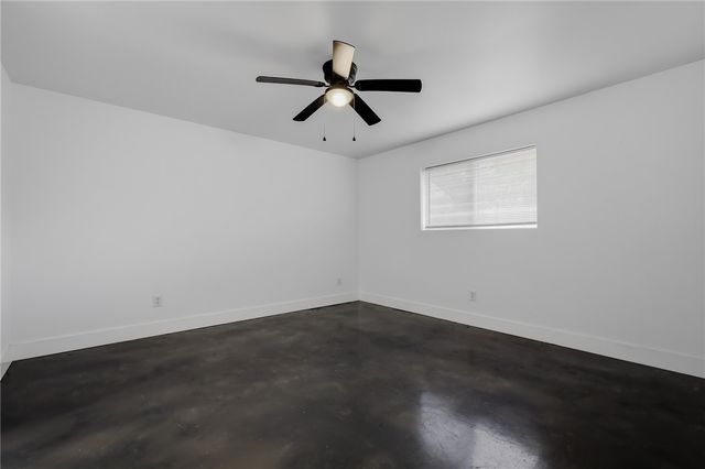 1929 Tara Dr, Corpus Christi, TX 78412