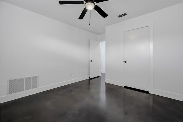 1929 Tara Dr, Corpus Christi, TX 78412