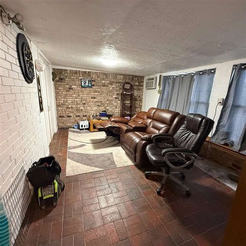 7218 NW Lawton, Lawton, OK 73505
