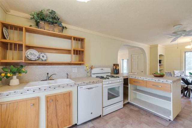 1617 Ridgeway Road, Oklahoma City, OK 73131