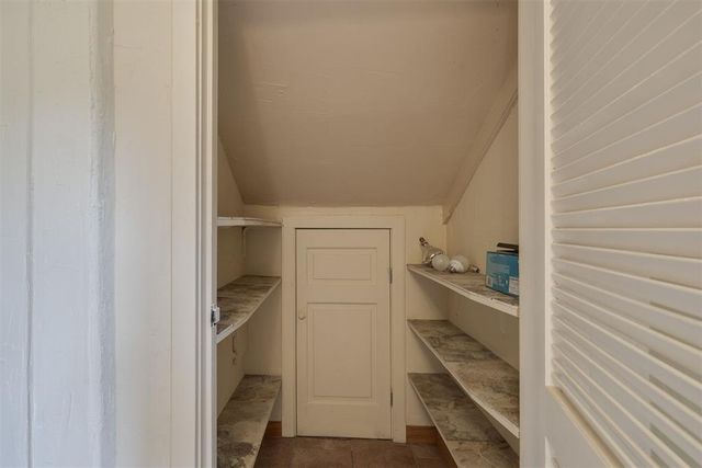 1617 Ridgeway Road, Oklahoma City, OK 73131