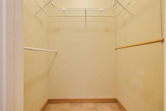 1617 Ridgeway Road, Oklahoma City, OK 73131