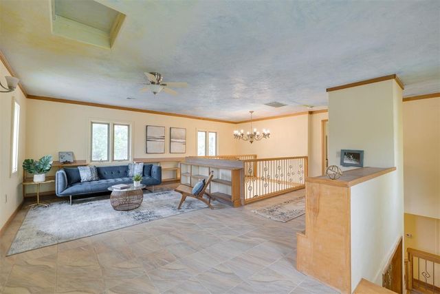 1617 Ridgeway Road, Oklahoma City, OK 73131