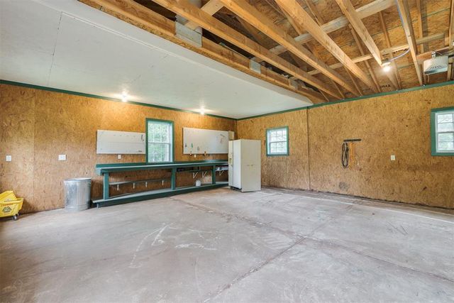 1617 Ridgeway Road, Oklahoma City, OK 73131