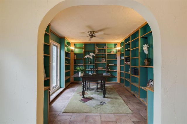 1617 Ridgeway Road, Oklahoma City, OK 73131