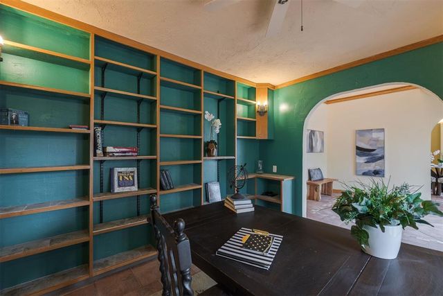 1617 Ridgeway Road, Oklahoma City, OK 73131
