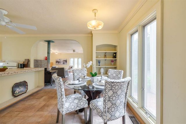 1617 Ridgeway Road, Oklahoma City, OK 73131