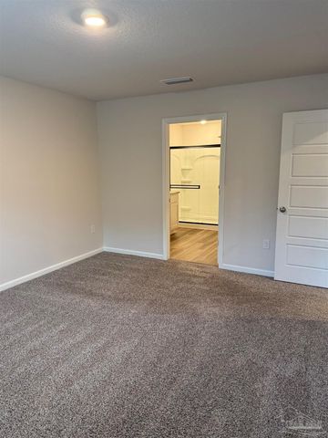 9644 Angel Oak Dr, Pensacola, FL 32526