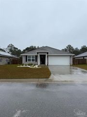 9644 Angel Oak Dr, Pensacola, FL 32526