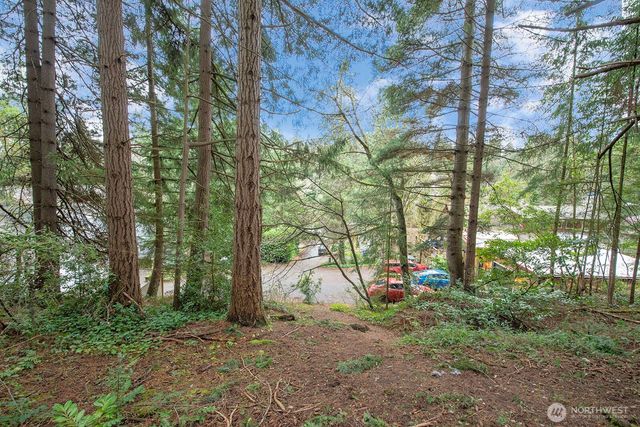 516 North 178th Court, Shoreline, WA 98133