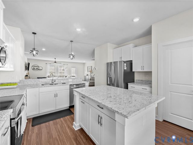 12320 Petrel Xing, Midlothian, VA 23112