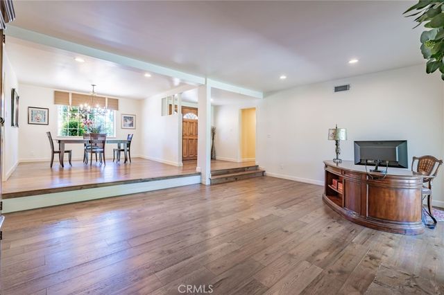 23247 Arminta St, West Hills, CA 91304
