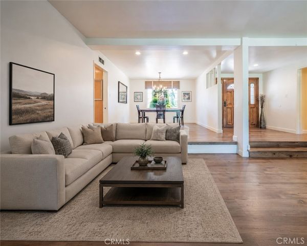 23247 Arminta St, West Hills, CA 91304