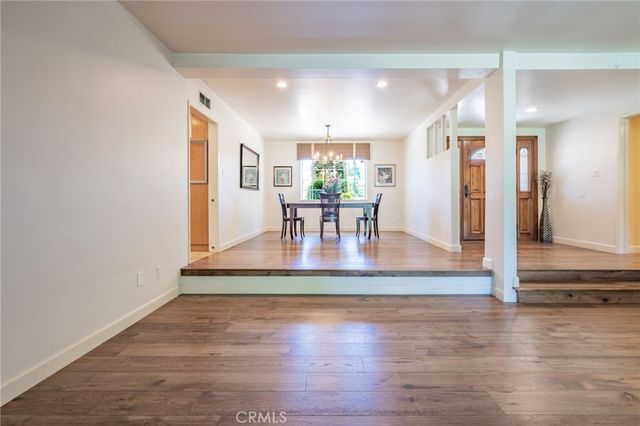 23247 Arminta St, West Hills, CA 91304