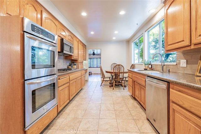 23247 Arminta St, West Hills, CA 91304