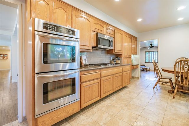 23247 Arminta St, West Hills, CA 91304