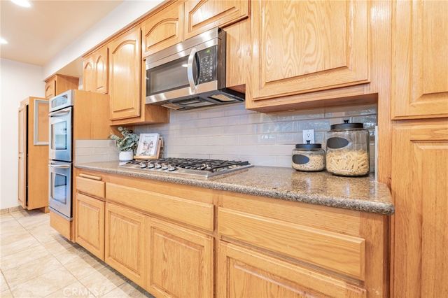 23247 Arminta St, West Hills, CA 91304