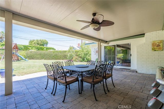 23247 Arminta St, West Hills, CA 91304