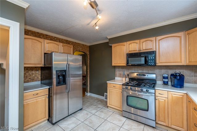 1455 Canterbury Road, Westlake, OH 44145