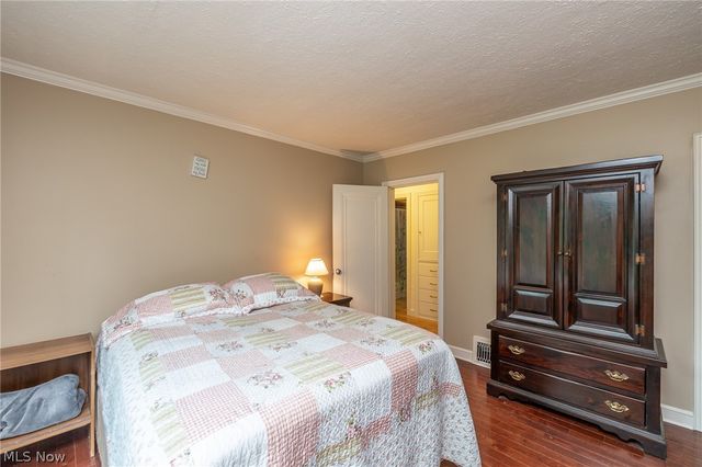 1455 Canterbury Road, Westlake, OH 44145