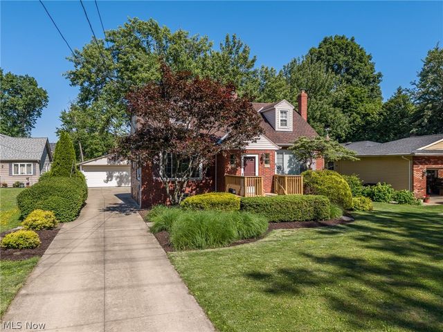 1455 Canterbury Road, Westlake, OH 44145
