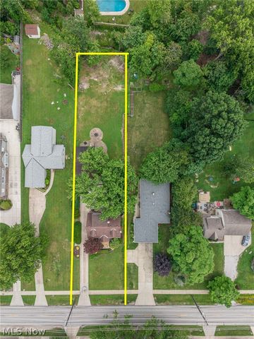 1455 Canterbury Road, Westlake, OH 44145