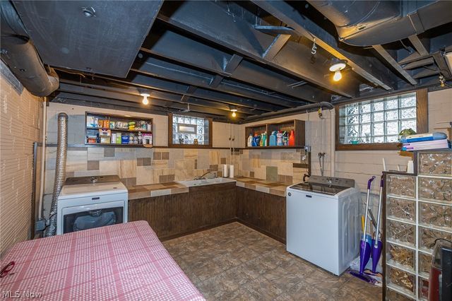 1455 Canterbury Road, Westlake, OH 44145
