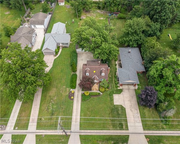 1455 Canterbury Road, Westlake, OH 44145